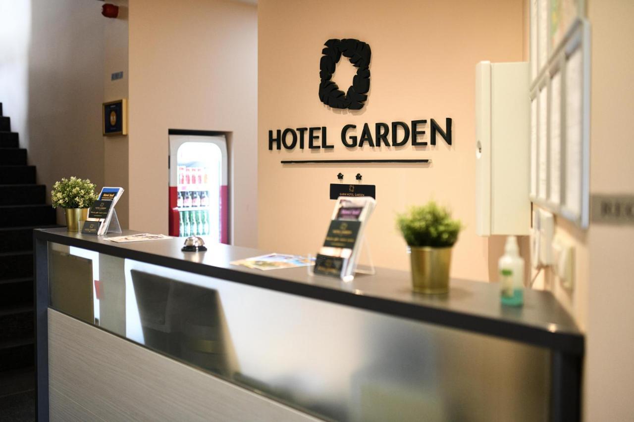 Hotel Garden Нови-Сад Экстерьер фото